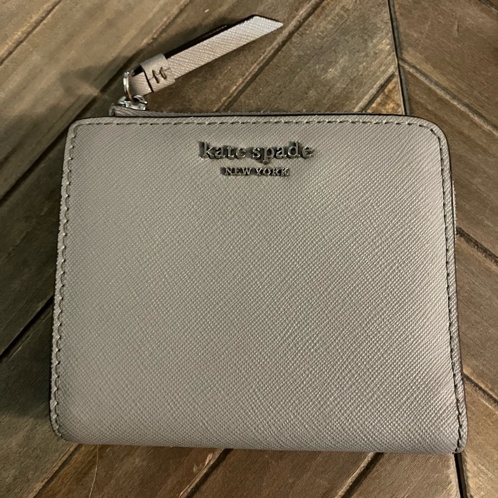 🌸Kate Spade Staci Wallet